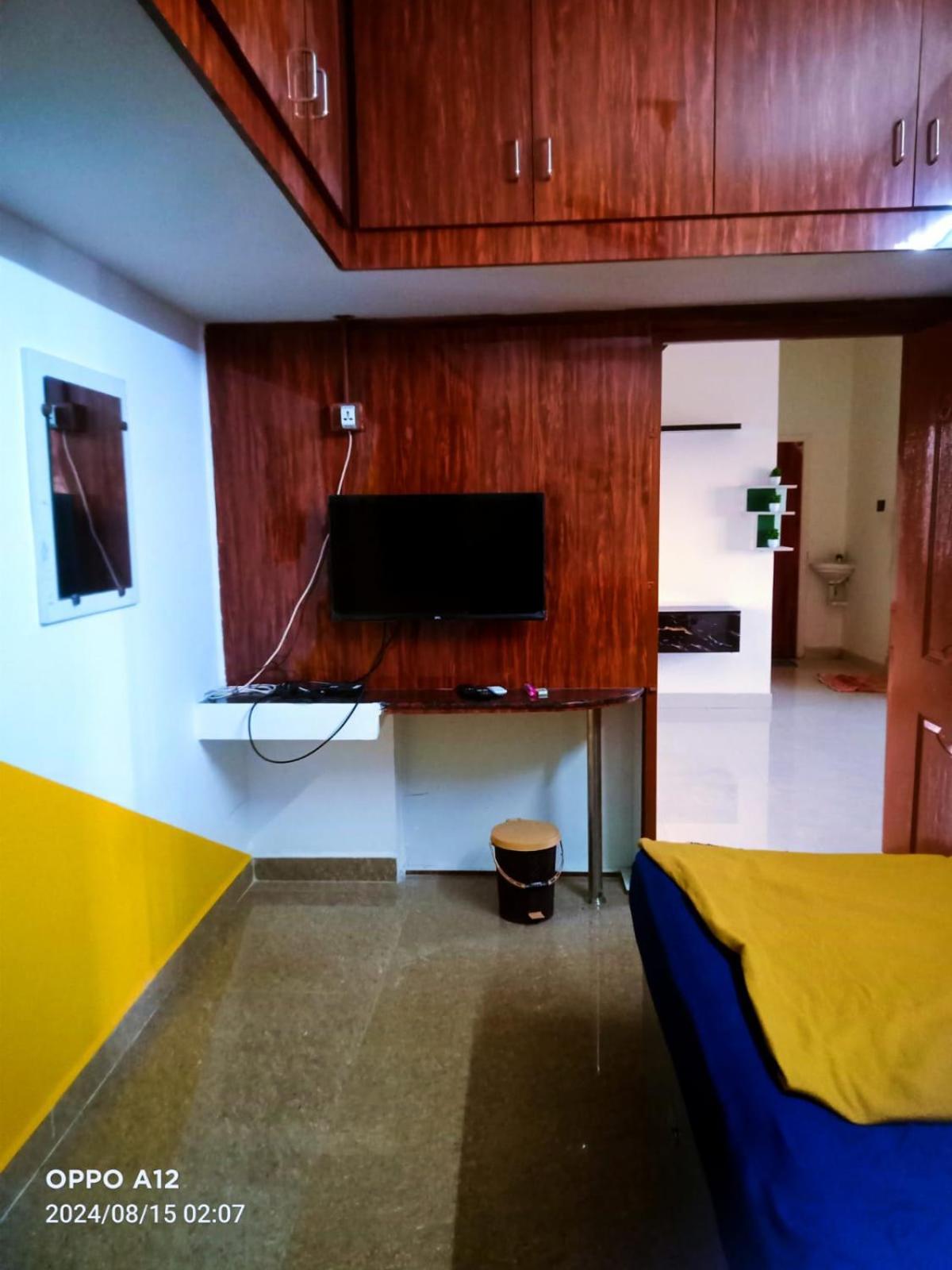 Tiruchirappalli Asshappystayinn Hotel מראה חיצוני תמונה